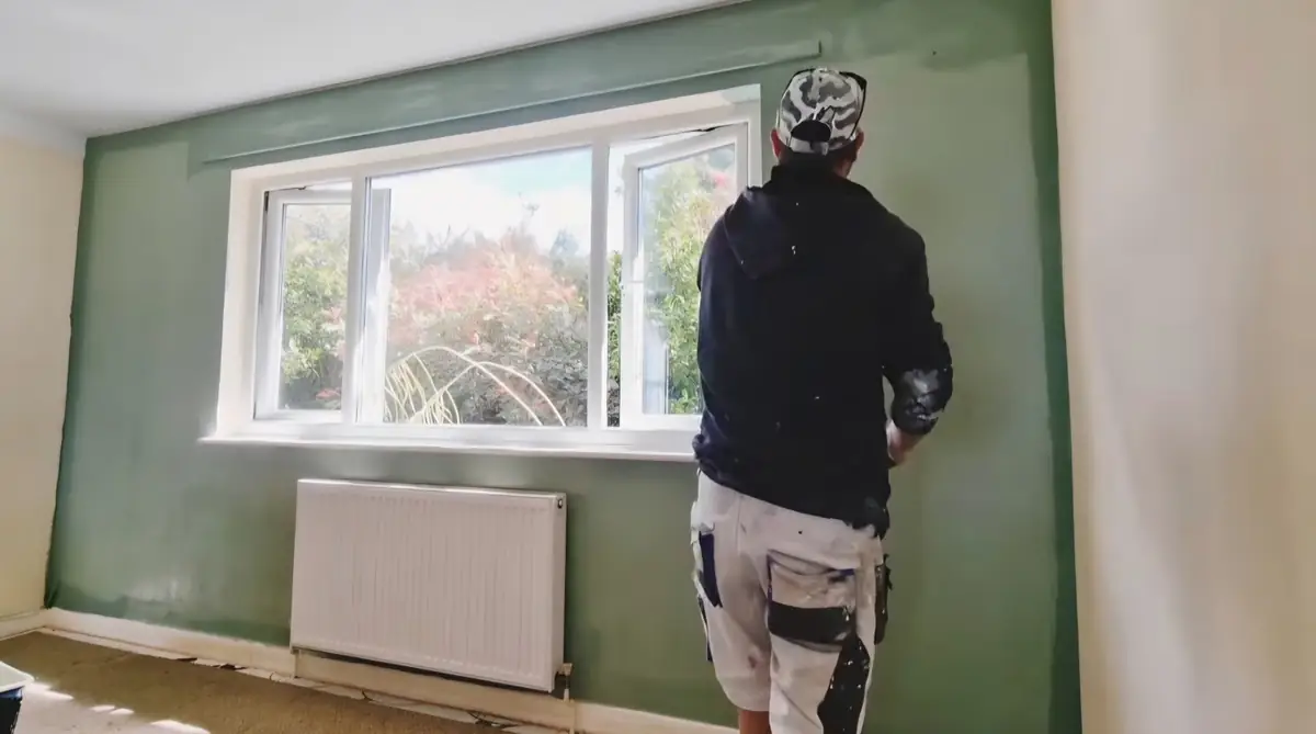 Two-tone living room redecoration in Harlech